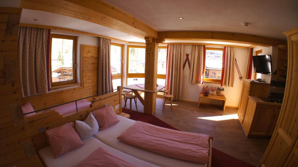 Hotel Schweizerhof Oberau Værelse billede