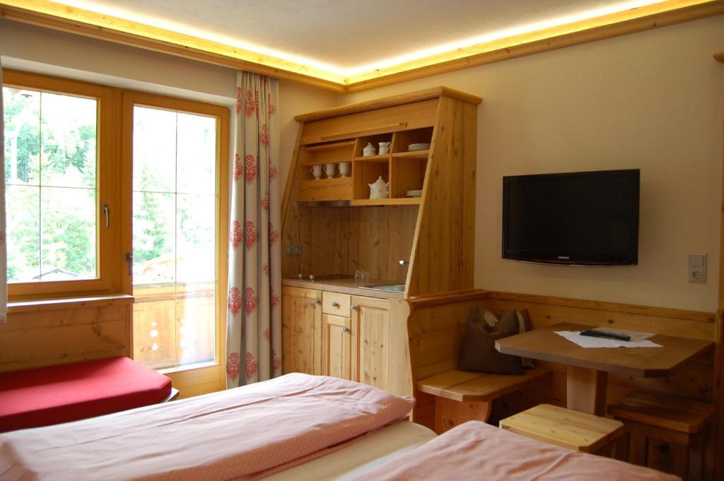 Hotel Schweizerhof Oberau Eksteriør billede